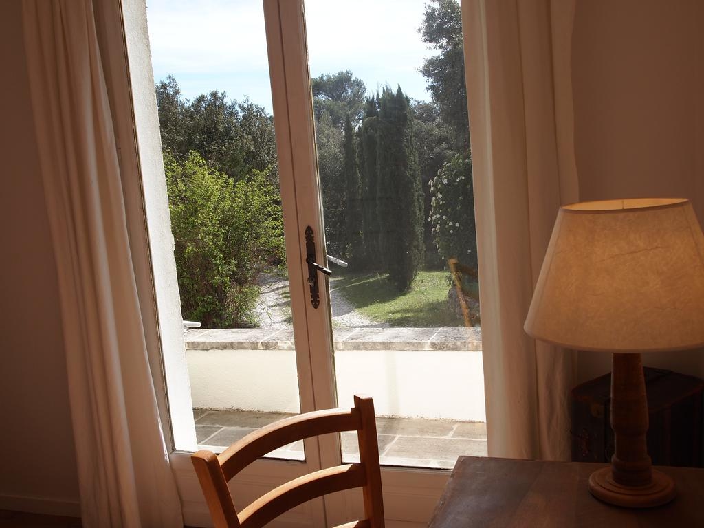 La Tangana Bed & Breakfast Rognes Ngoại thất bức ảnh